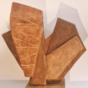 Emmanuelle Siary, Structure 1 (2022 – H55 x L45 x P20 - Terre cuite)